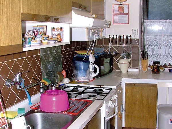 Takto vyzerala kuchyňa pani Svetlany predtým. Základná dispozícia ostala v podstate rovnaká, vzhľad, usporiadanie aj vybavenie sú však dnes výrazne modernejšie.