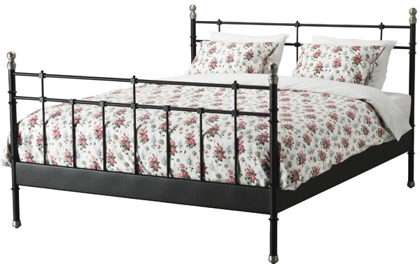 Kovová posteľ Svelvik z galvanizovanej ocele, 149 €, IKEA