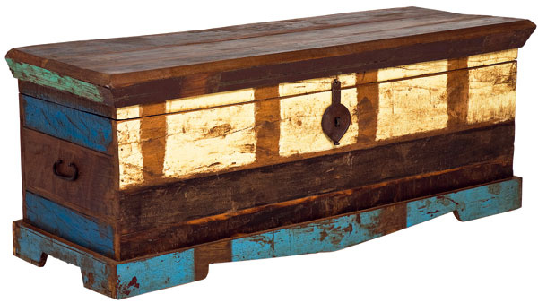 Old Barn, truhlica z recyklovaného starého dreva (mango, akácia, tík...) v harmonických farbách, 120 × 46 × 40 cm, 819,90 €, Kare, Light Park