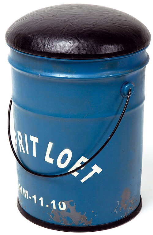 Bucket Blue, taburetka, lakovaný kov, umelá koža, 65,90 €, Kare, Light Park