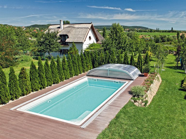 Atraktívnejší bazén aj vďaka zeleni. Ako na to?