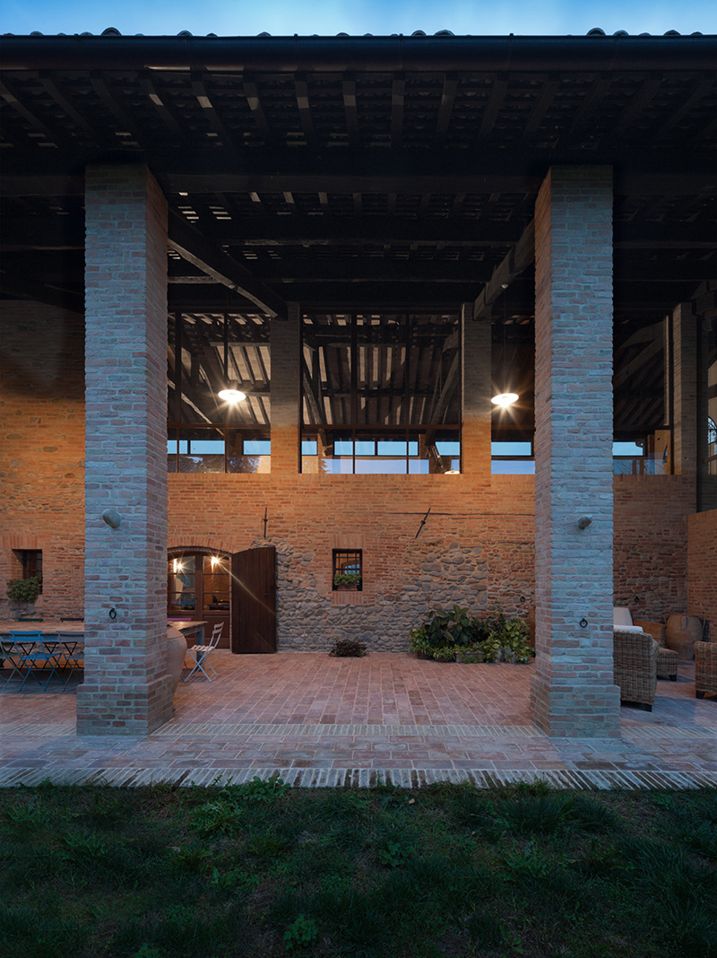 Starobylú taliansku farmu rekonštruovali tehličku po tehličke