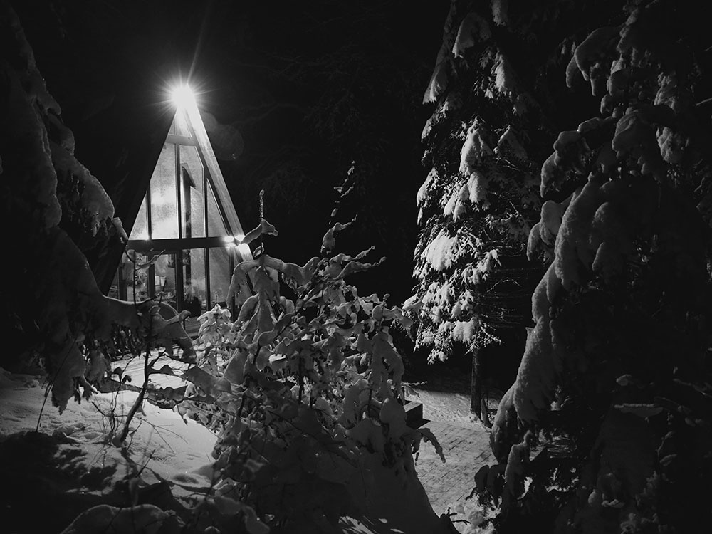 chata v zime