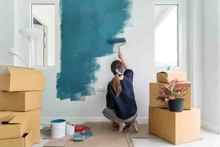 Betón, farba, tehla, tapeta, tabuľa: Vyberte si povrchovú úpravu stien