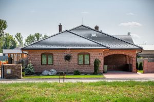 Kvalitný tehlový dom v Michalovciach zaujme nielen fasádou