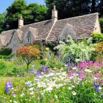 vidiecky dom s anglickou záhradou