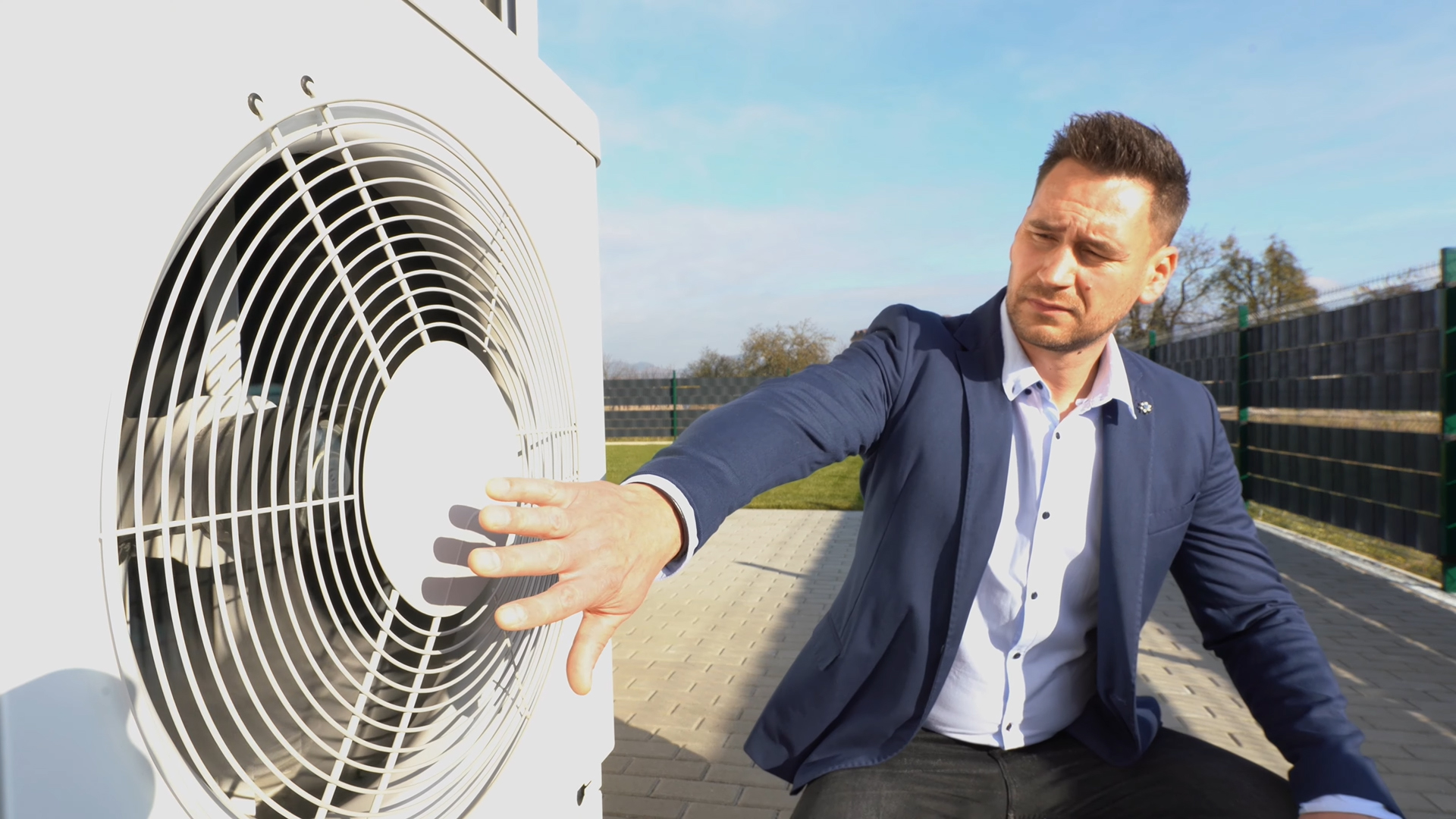 Inštaláciu zariadení zabezpečoval montážny partner spoločnosti STIEBEL ELTRON - Miroslav Plačko a jeho firma Instalem s.r.o.