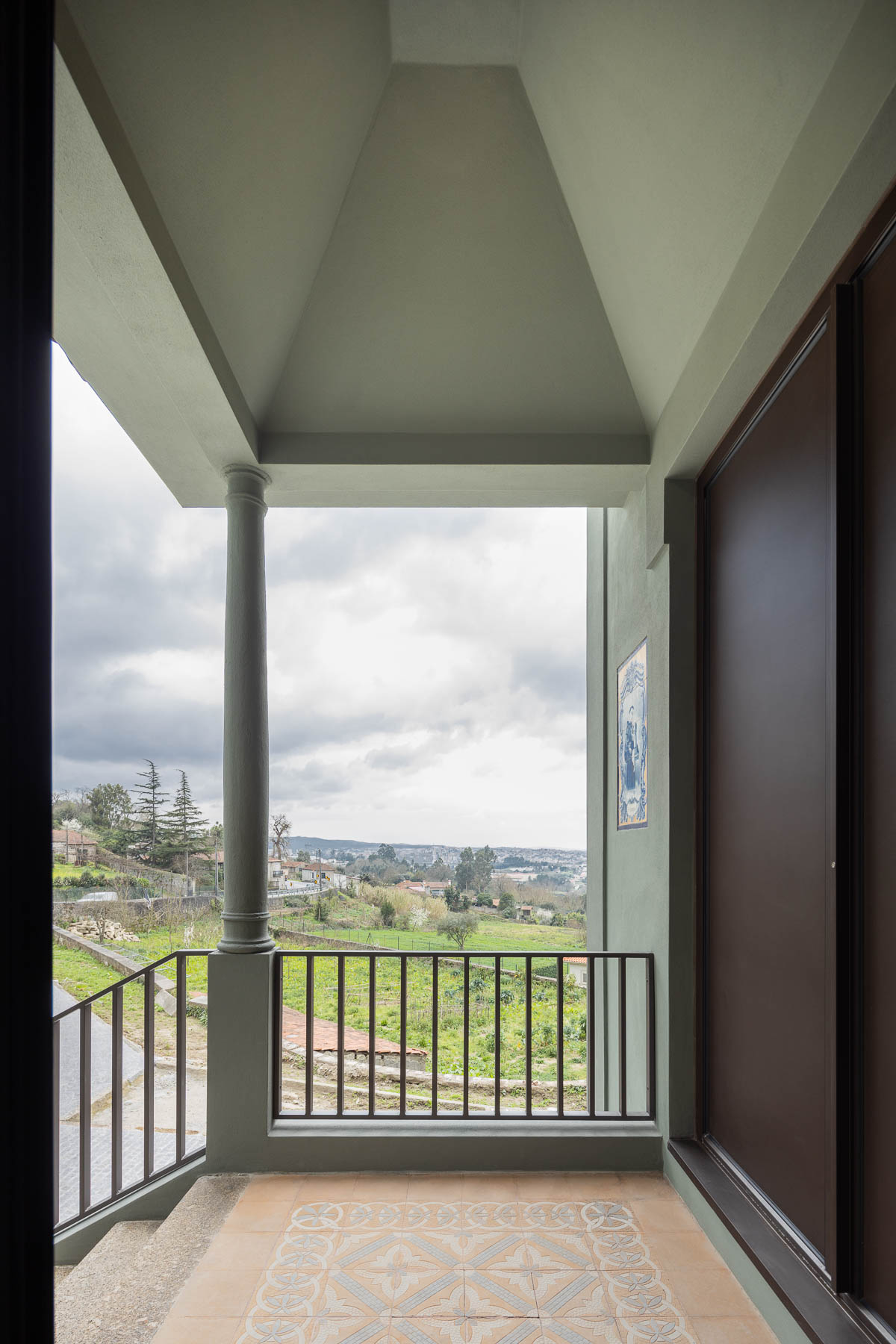 Casa Verde reabilitação em Santo Tirso da Arquitecta Liliana M
