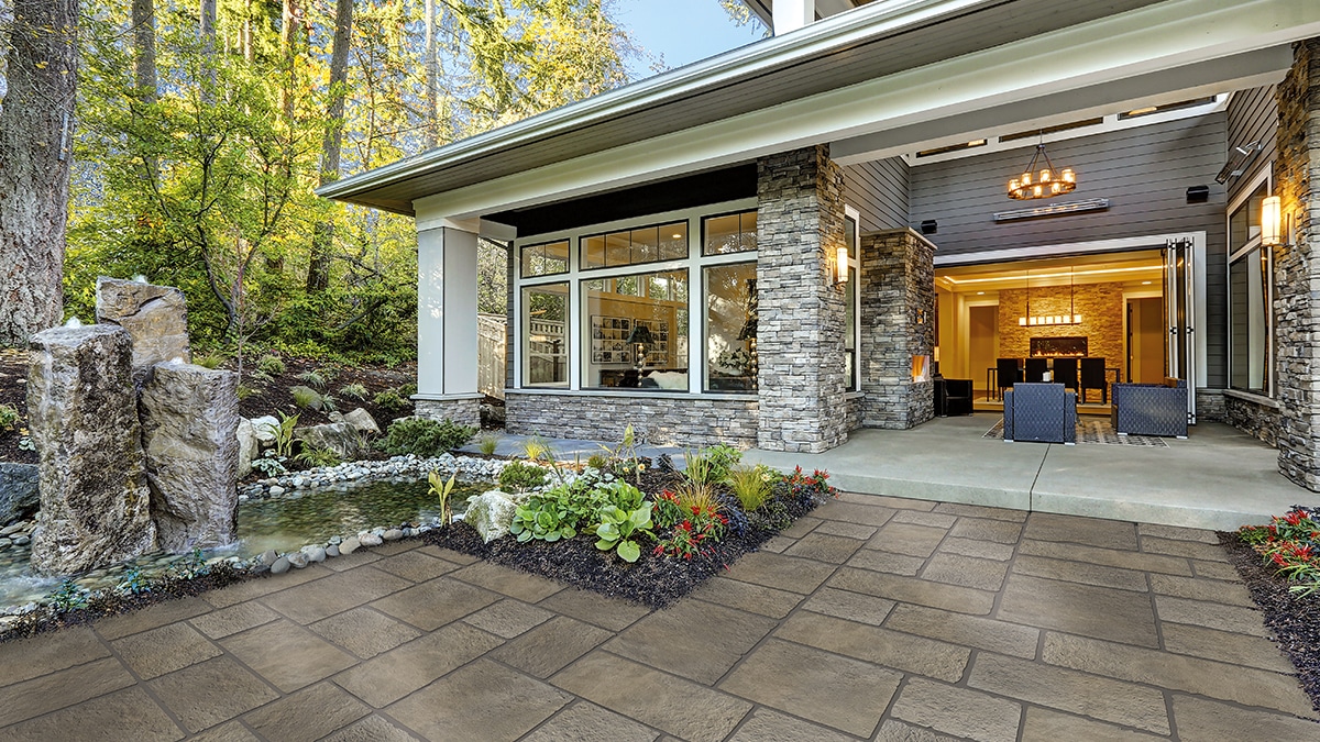 Semmelrock-Bradstone-Lias-dymova-hneda-01
