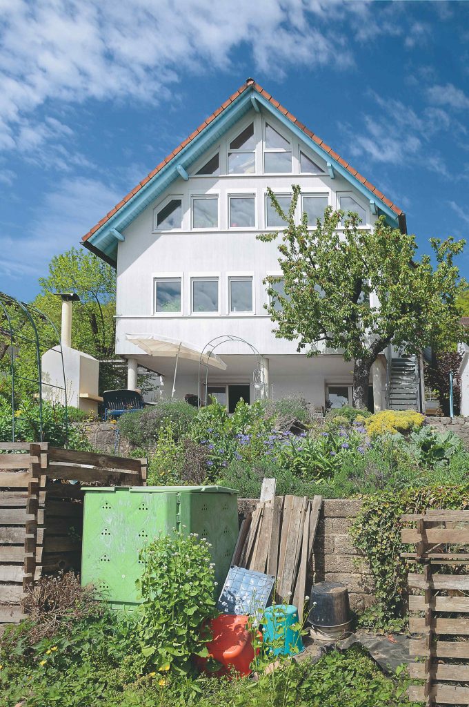 Kompostér pred domom