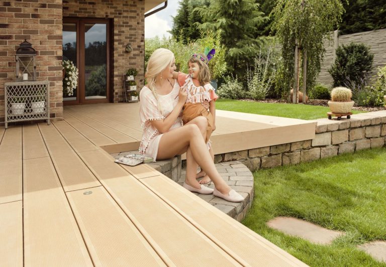 Bezúdržbové terasy WoodPlastic®. Kvalita a rýchle dodanie