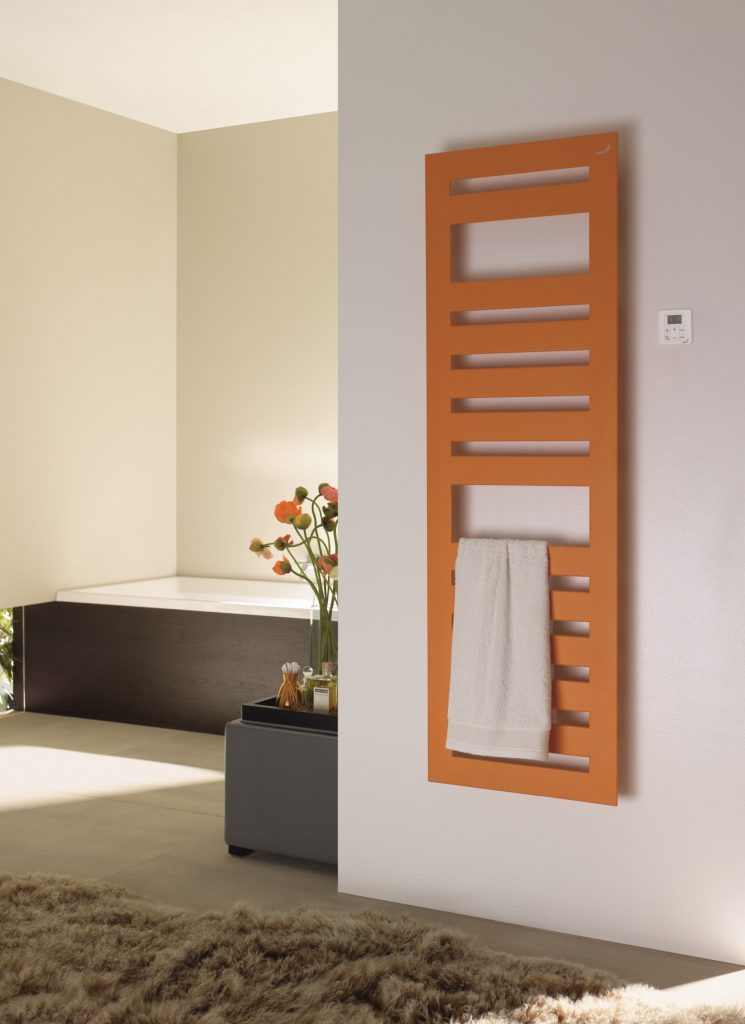 Dizajnový radiátor v oranžovej farbe