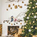 Detská výzdoba krbu a vianočného stromčeka