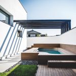 Luxusný moderný dom s bazénom