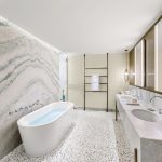 Luxusná kúpeľňa s voľne stojacou vaňou
