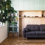 Starší rekonštruovaný byt v modernom prevedení s mentolovou obývacou stenou