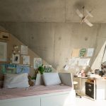 Detská izba - Rodinný dom v tvare lichobežníka v Perneku