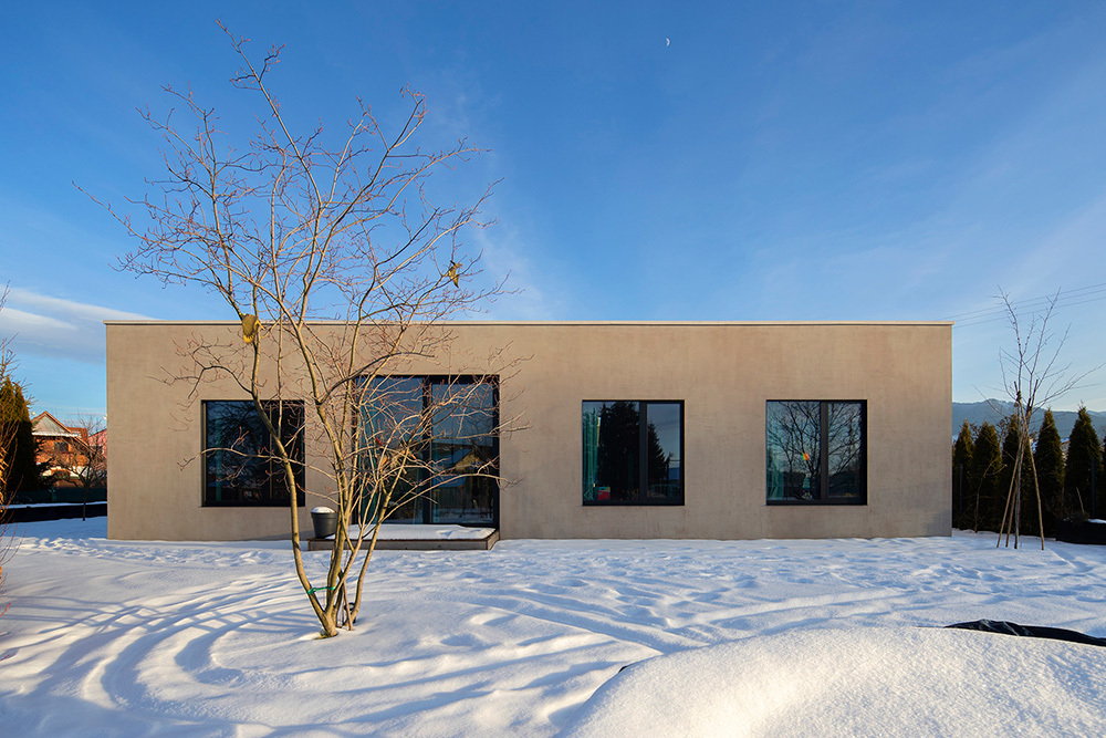 Exteriér domu v zime - Dvojdom pod Tatrami