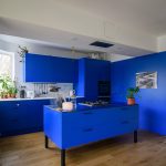 Modrá kuchyňa - Trojpodlažný dom v Českých Budějoviciach
