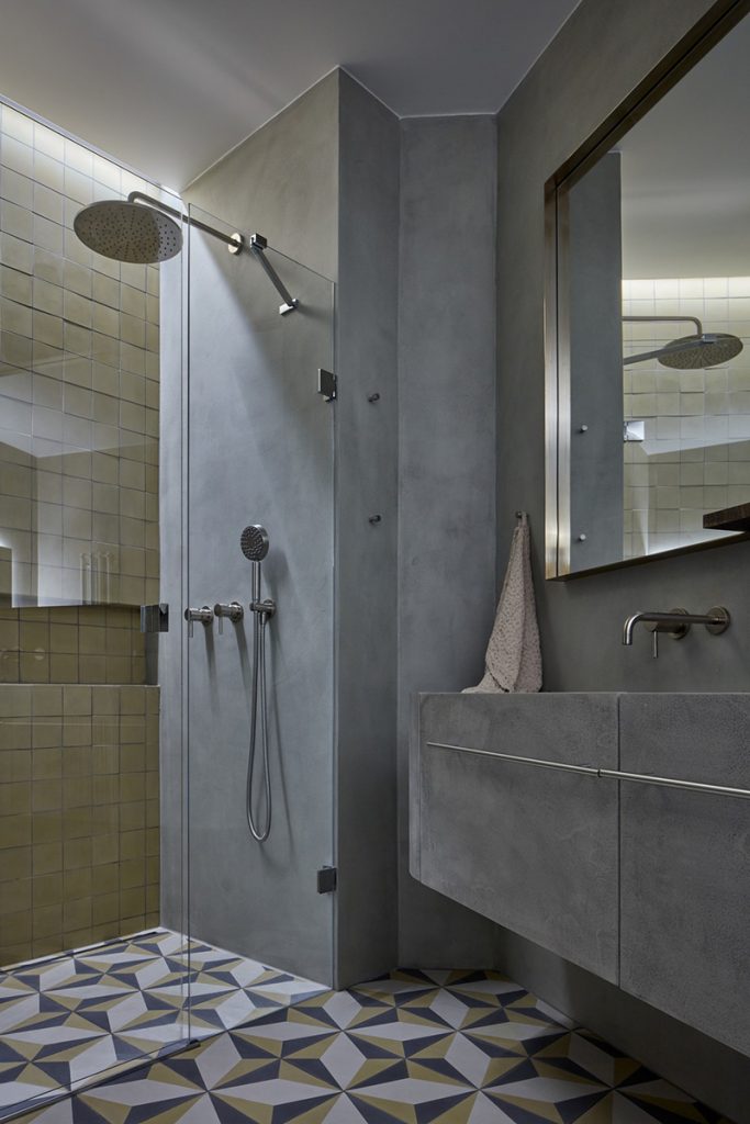 Kúpeľňové vybavenie - Rekonštrukcia staršieho bytu v Prahe