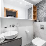 Kúpeľňa - Premena hotelového mezonetu na bývanie
