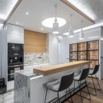 Kuchyňa - Veľkometrážny penthouse s kozubom