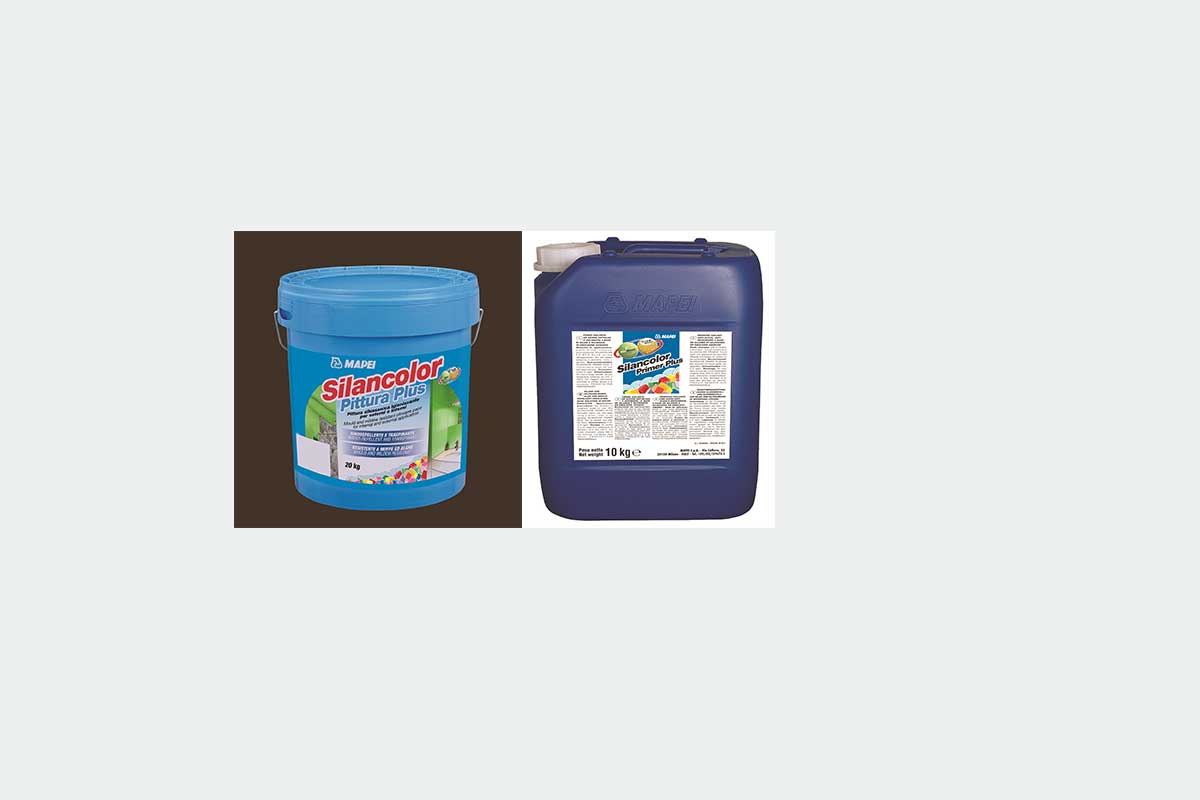 Základný náter Silancolor® Primer Plus a finálna povrchová úprava s odolnosťou proti rastu plesní a rias Silancolor® Pittura Plus. 
