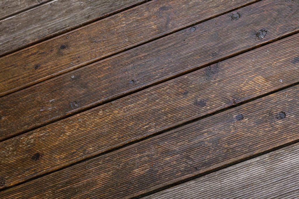 Odstraňovanie sivého dreva z podlahy, Remmers