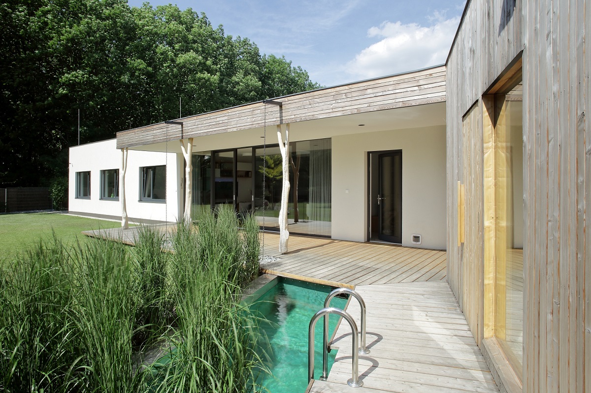 Spoluprácou domácich a architekta sa podarilo z pozemku vyťažiť maximum. 