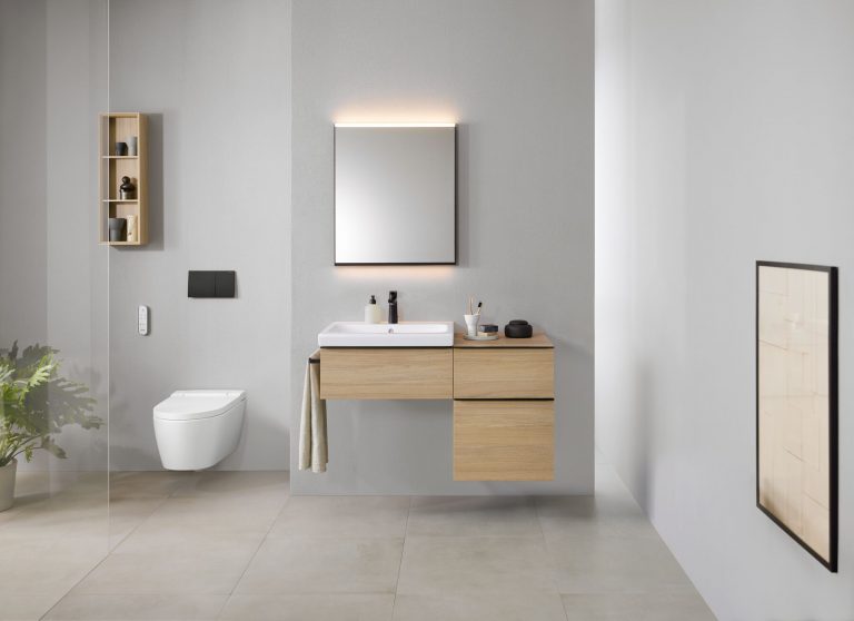 Sprchovacie WC Geberit AquaClean v pôsobivej matnej bielej farbe
