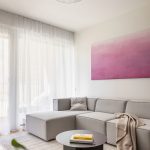 Neutrálne ladená obývacia izba - Dvojizbový byt Pri Mýte v Bratislave