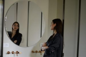 V kúpeľni so Sarou Nicole Rossetto: talianska top influencerka premenila svoj sen o luxusnej dizajnovej kúpeľni na skutočnosť