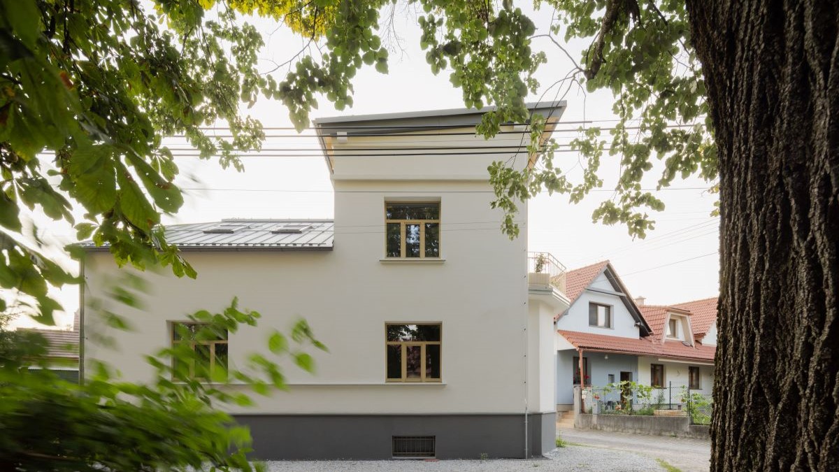 Dom s ateliérom