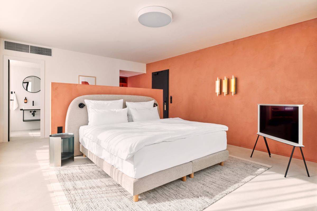 Hotel Perk v Šumperku, víťaz kategórie Verejný interiér I (reštaurácie, kaviarne a hotely).