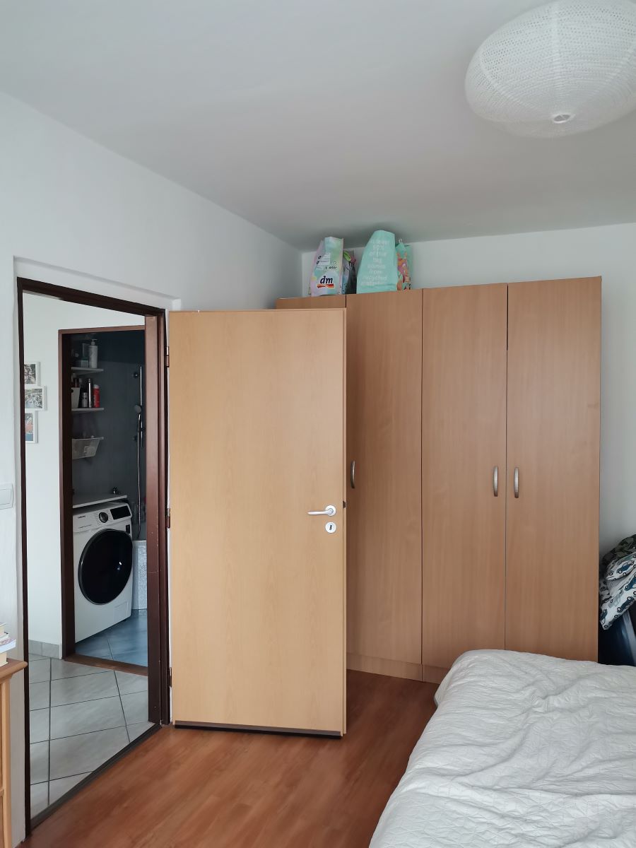 V detskej izbe sa pred rekonštrukciou nachádzala spálňa.