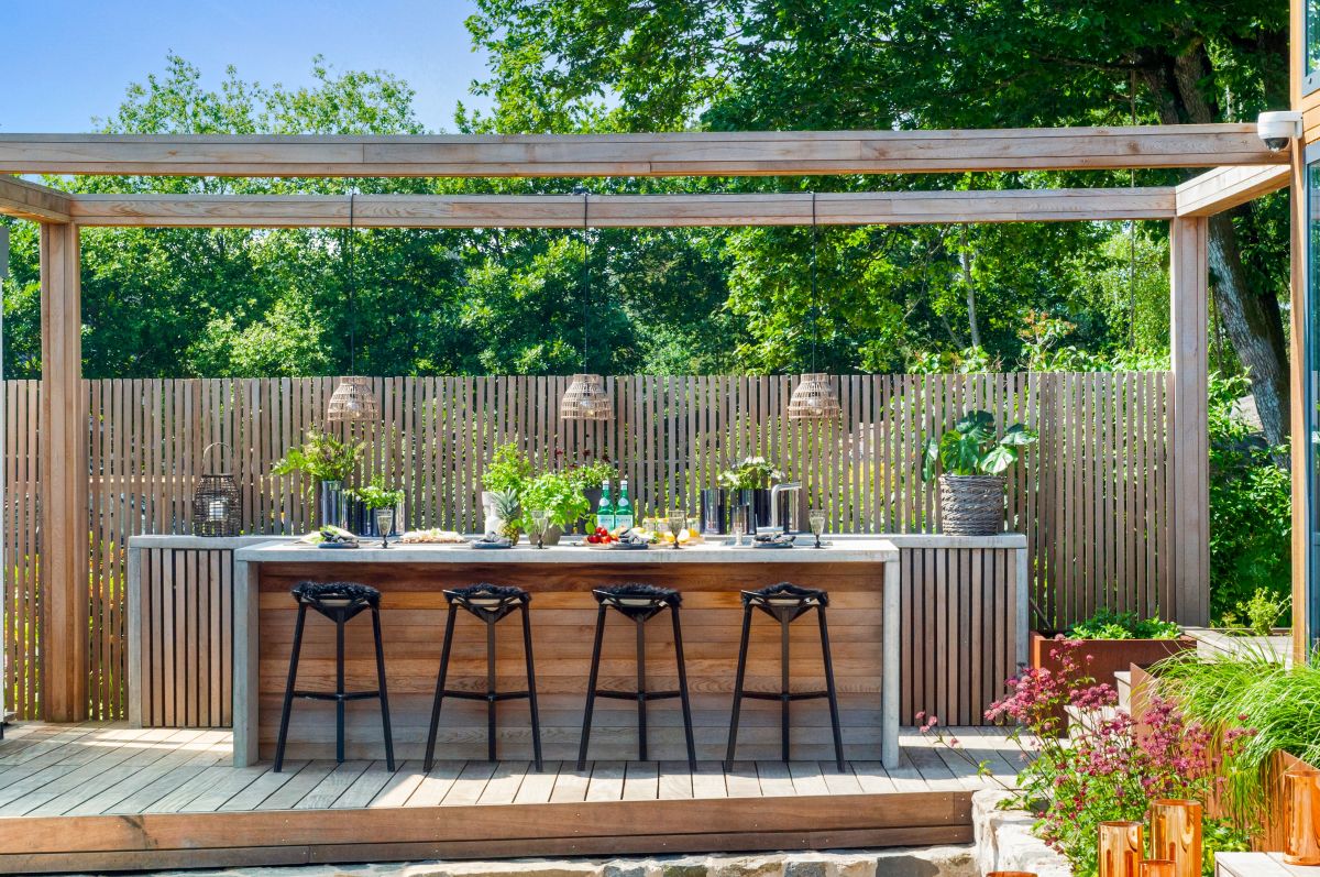 Outdoorové trendy 2025 menia, ako bude vyzerať relax na záhrade.