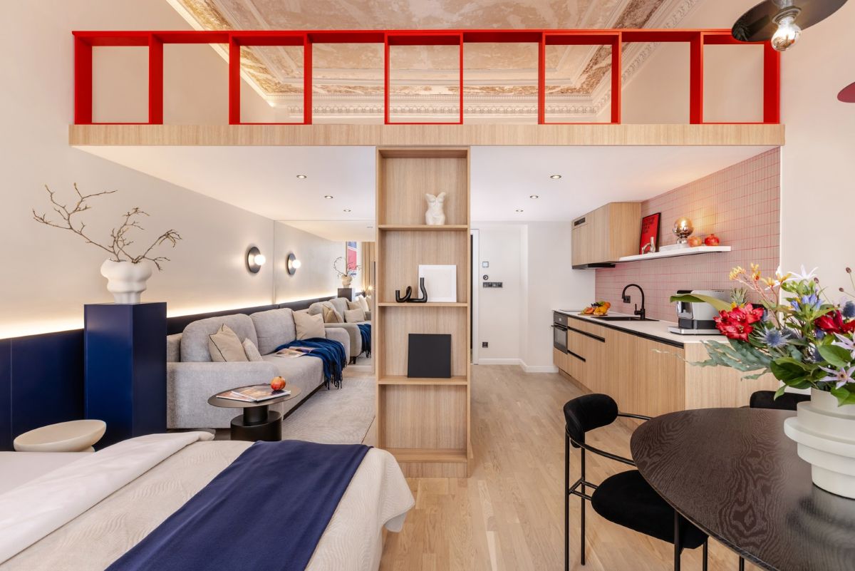 Pod štukovým stropom, Praha - kategória: Súkromný interiér – rekonštrukcia; autor: Ing. arch. Elena Kerďová, Bc. Zdeněk Tretiak, Ing. arch. Jakub Žoha, TURNKEY.