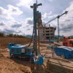 Detail montáže rozdeľovača pre systémy tepelnej energie zo zeme.