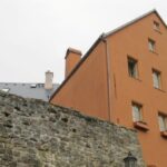 Historický dom v Lokti z exteriéru.