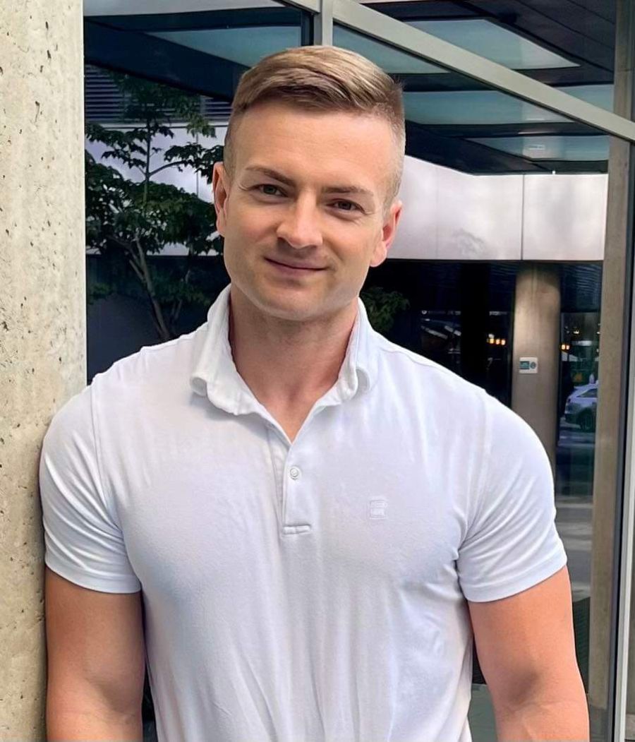 Adam Vojtěch, BHS Domácí spotŕebiče.