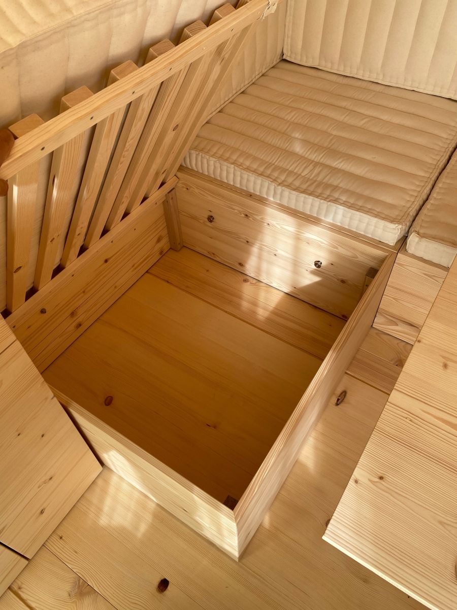 Úložného miesta nie je veľa, preto treba využiť každý voľný centimeter.