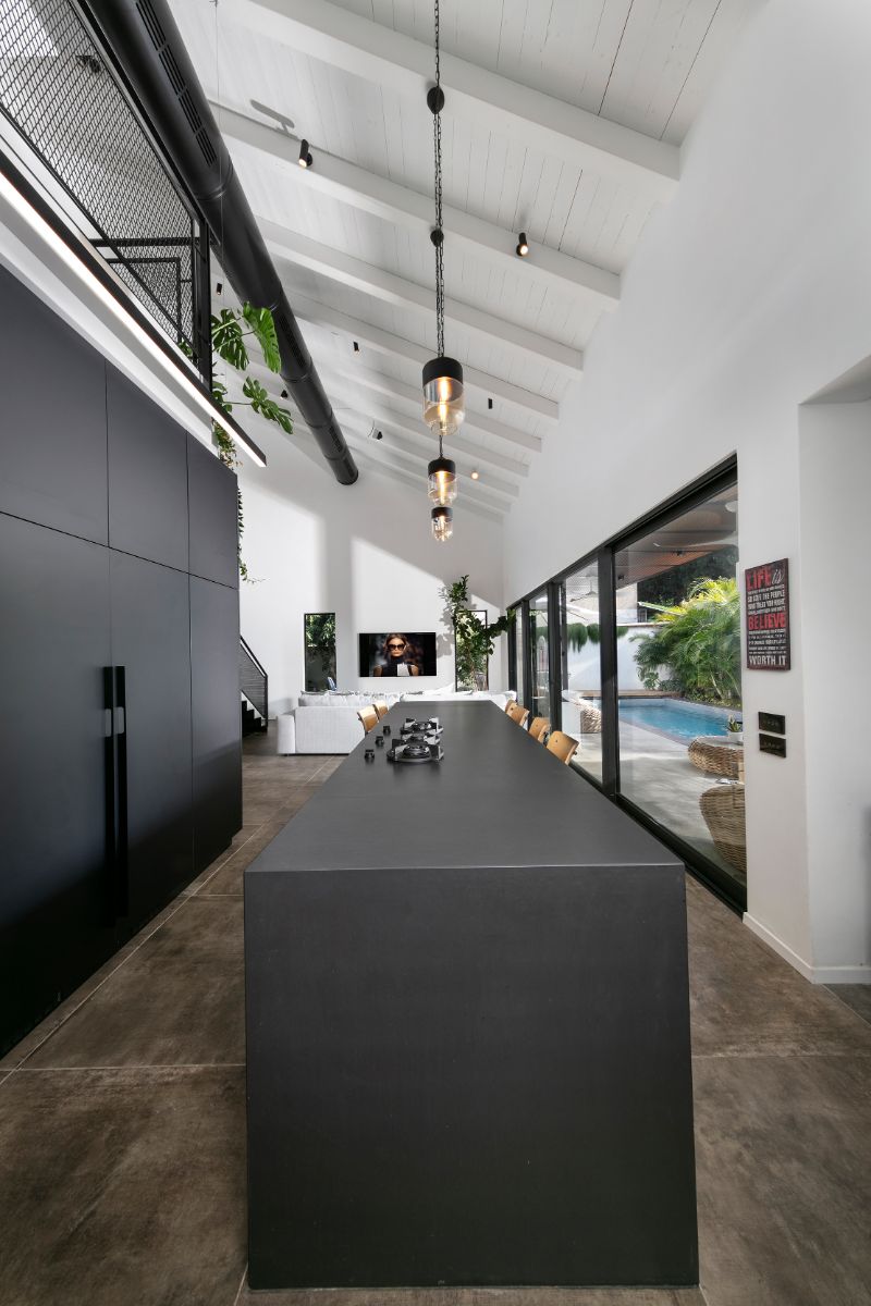 Kuchyňa sa stala spoločenským centrom a srdcom domu.