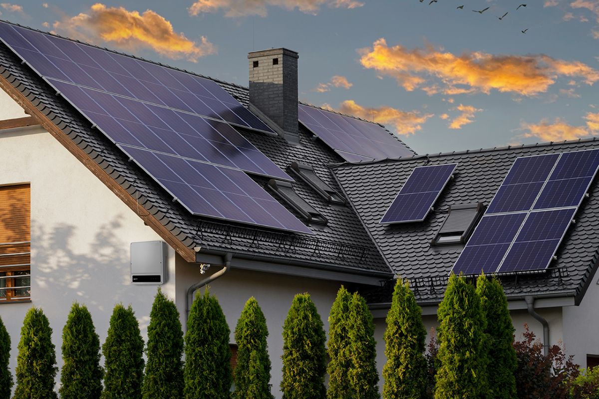 Viessmann PV invertor 4-10D-3 a fotovoltické moduly Vitovolt 300.