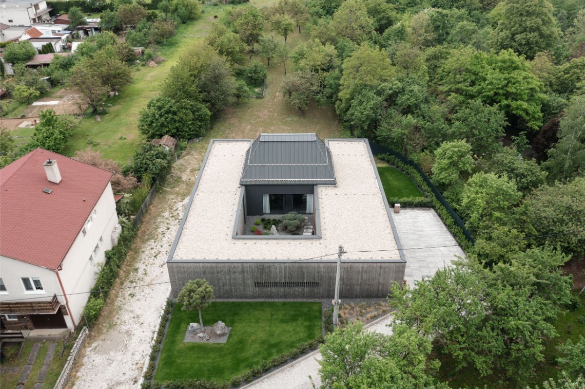 Inakosť bývania vynikla z prirodzenej túžby mladých "žiť si po svojom".