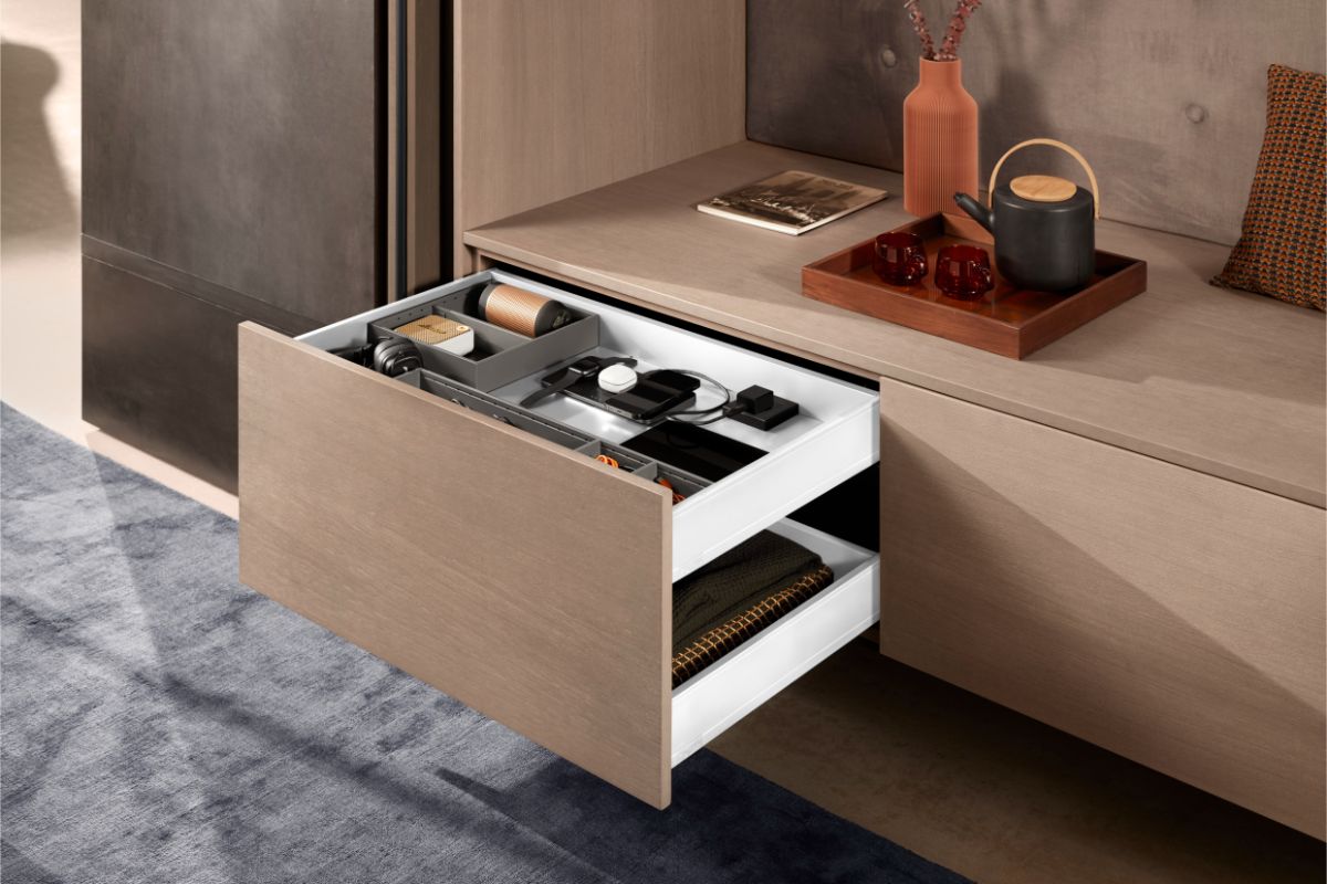 Zásuvka s amperos ac.