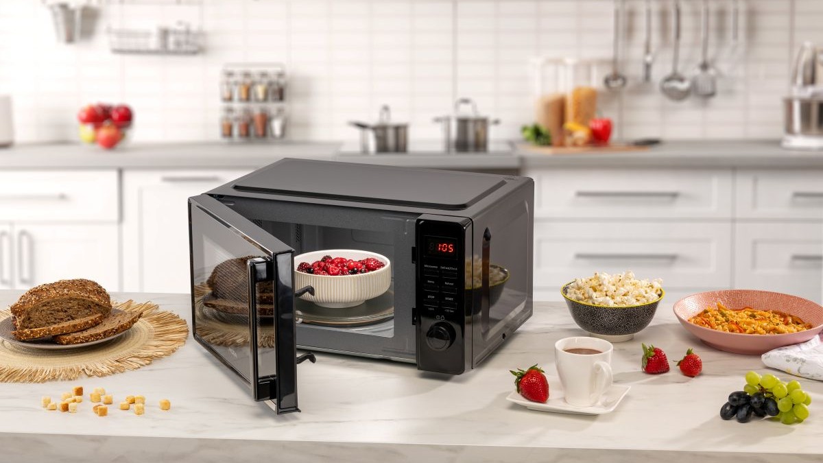 Mikrovlnná rúra MORA.