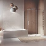 Sprchový kút s antikorovým rámom Amalia v modernej kúpeľni.