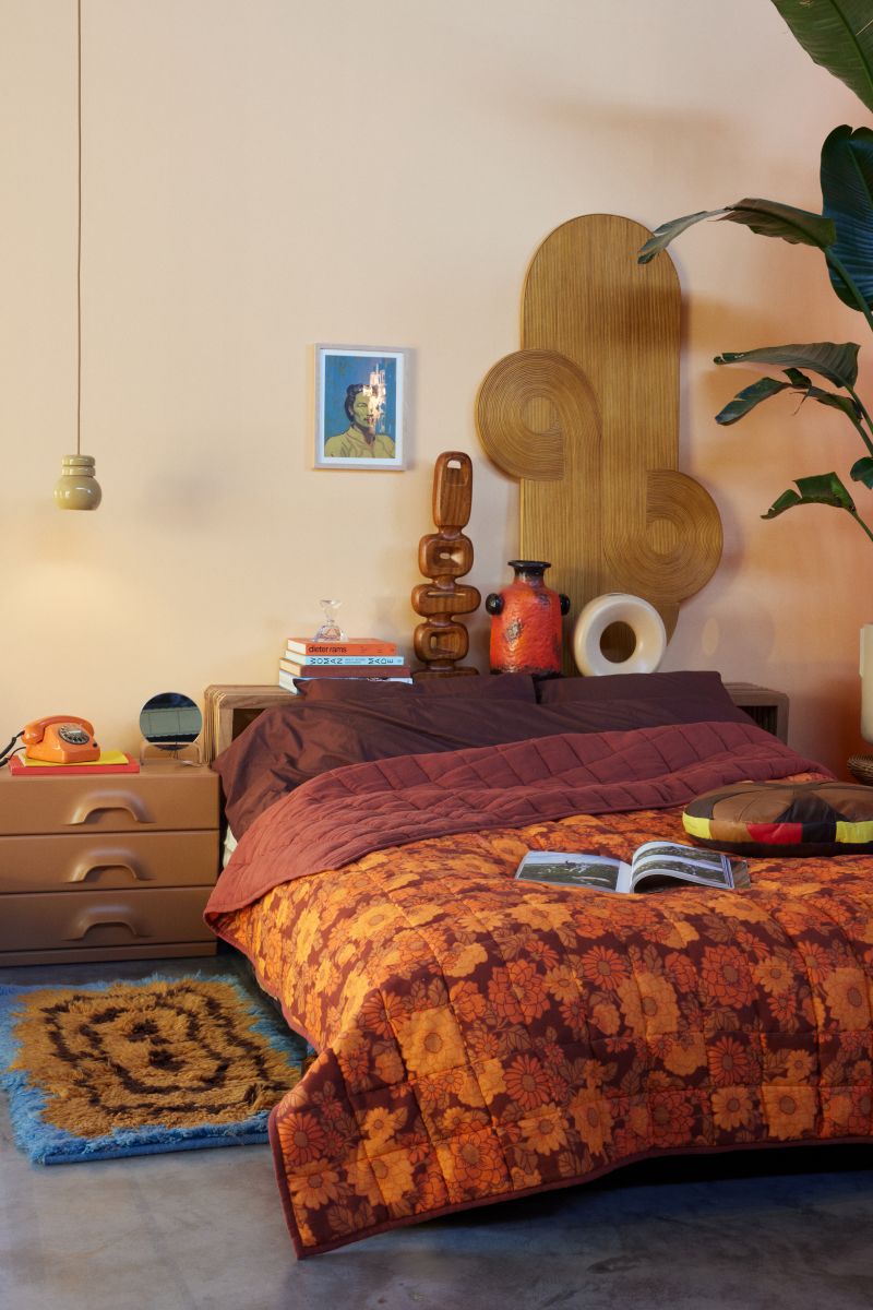 Terakota sa bude dobre kombinovať s prírodnými odtieňmi bielej, hnedej, ale aj zelenej.