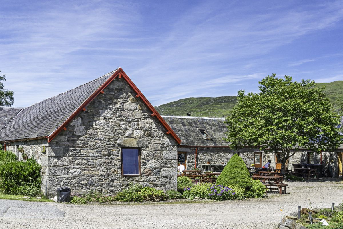 Starý kamenný dom po rekonštrukcii.