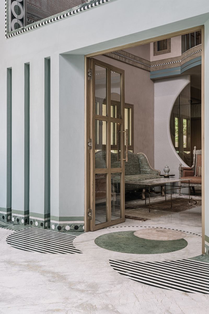 Dom bol navrhnutý tak, aby v ňom našli pohodlie a priestor rôzne generácie.